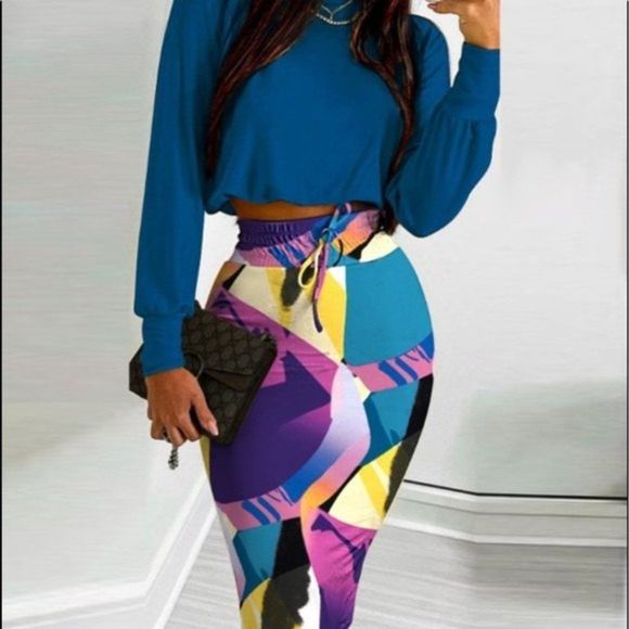 Long Sleeve Top Abstract Print Drawstring Skirt Set - Picture 2 of 8